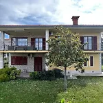 Magnolia Izola