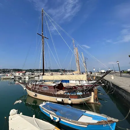 Apartment Magnolia Izola