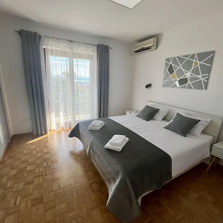 Magnolia Apartment