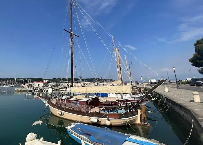 アパート Magnolia イゾラ